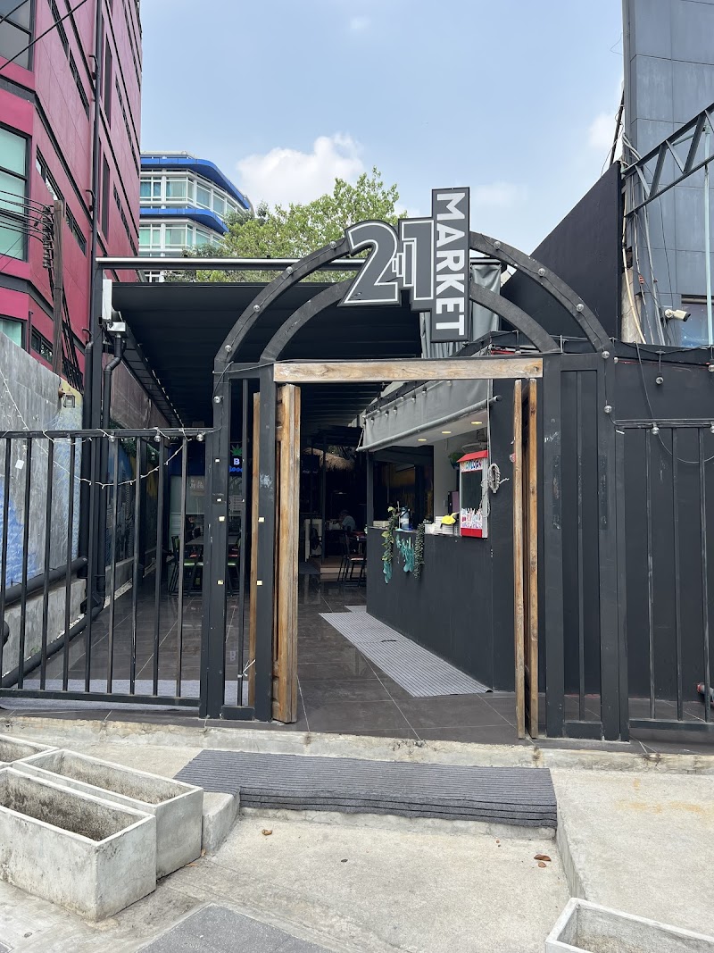 B Good 21 Cannabis Dispensary & Weed Shop - Ladprao