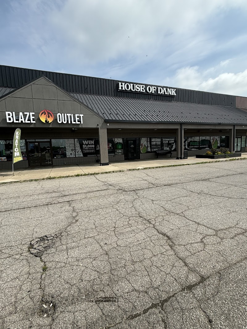 Blaze Outlet Smoke & Head Shop Blaze Outlet Smoke & Head Shop