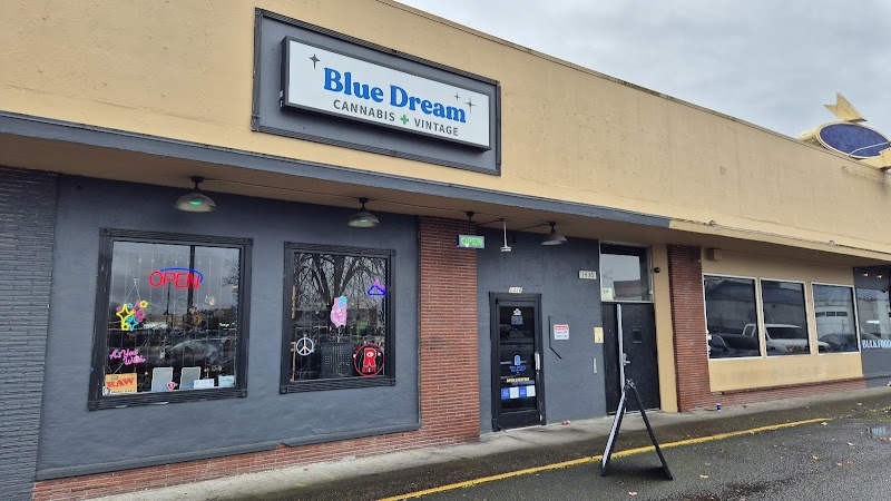 Blue Dream Cannabis & Vintage Blue Dream Cannabis & Vintage