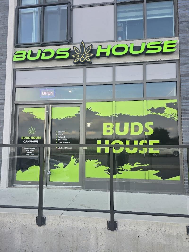 Buds House Buds House