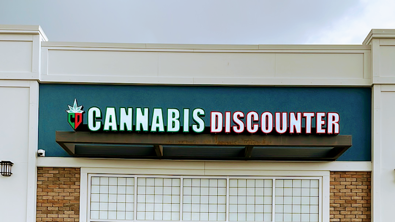 Cannabis Discounter St. Albert