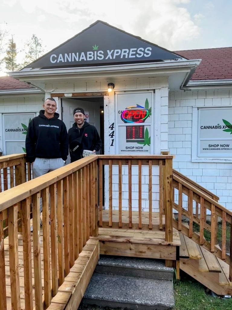 CANNABIS XPRESS CANNABIS XPRESS