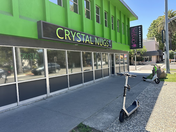 Crystal Nugs Dispensary & Delivery Crystal Nugs Dispensary & Delivery