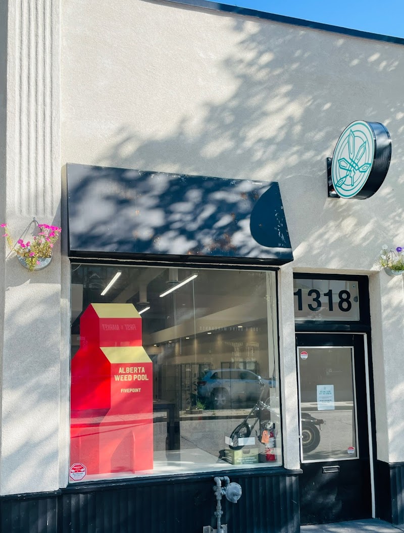 FivePoint Cannabis Victoria Park / First Street