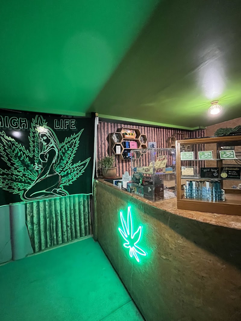 Green Diamond Cannabis (Koh Chang)