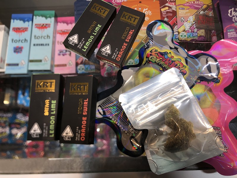 Hella Stash Dispensary