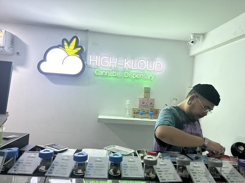 High Kloud Cannabis shop