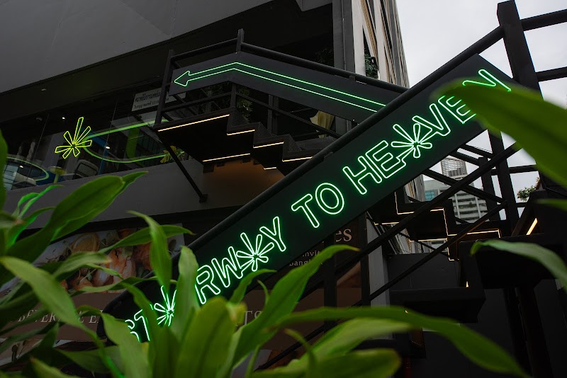 KANA PURE at Sukhumvit 11