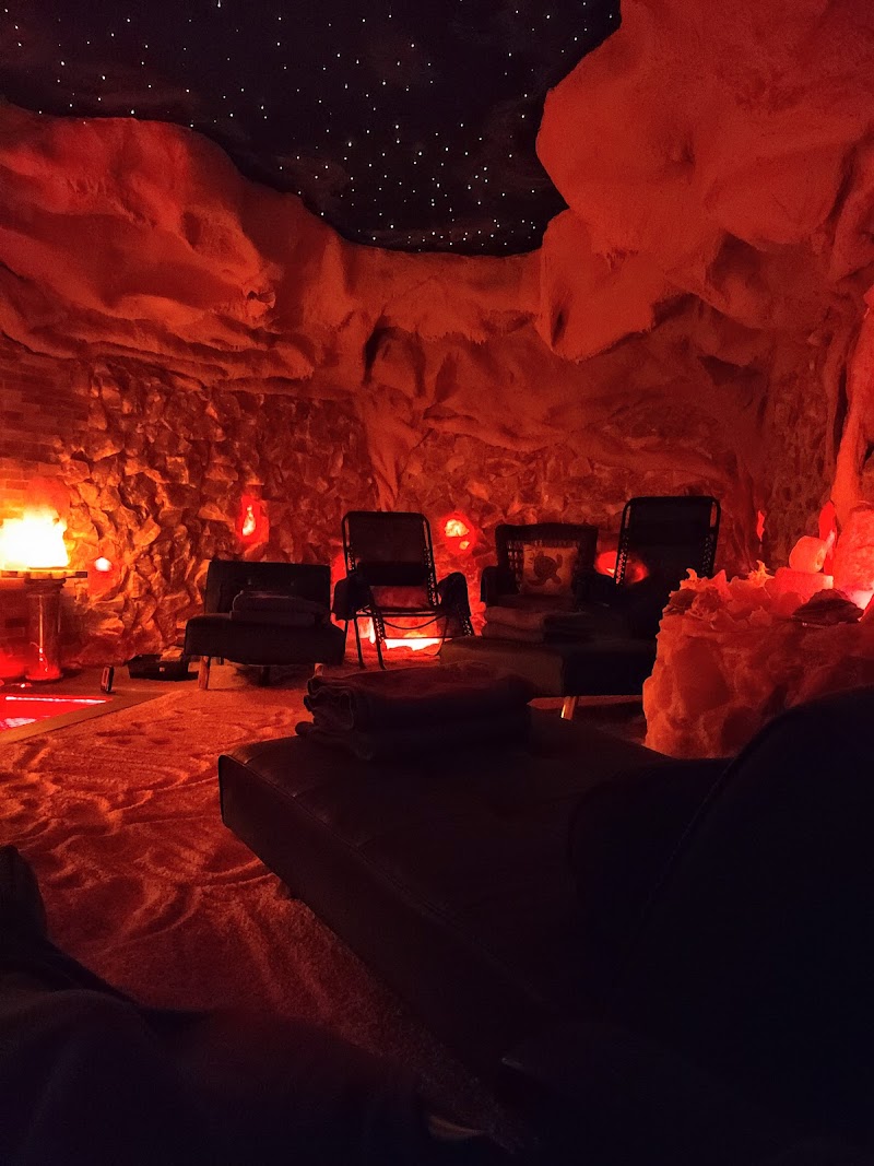 Oasis Salt Cave & Renew Wellness