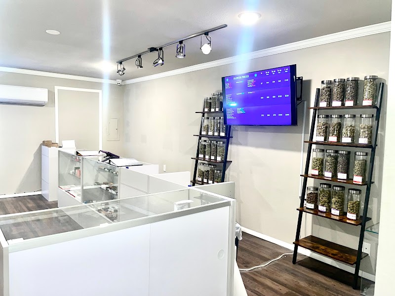 Purple Moon Dispensary - Coweta