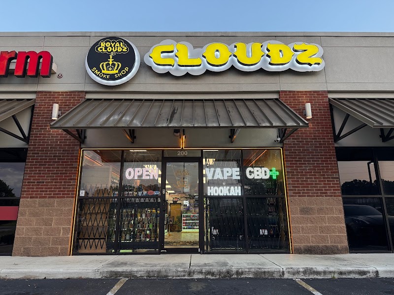 Royal Cloudz Smoke Shop - THC/CBD Dispensary