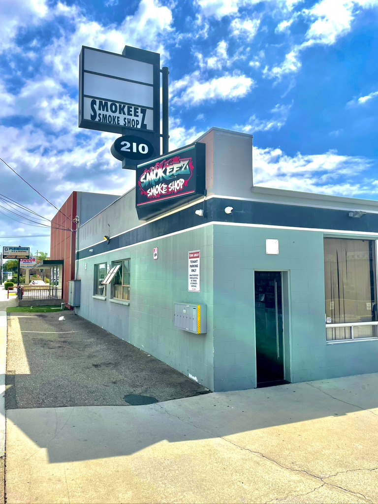 Smokeez Smoke Shop Smokeez Smoke Shop