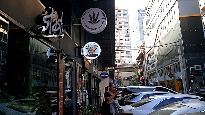 Stash Ari Cannabis Weed Shop Kratom