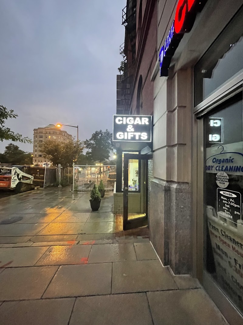 Velvet's Dispensary & Smoke Shop